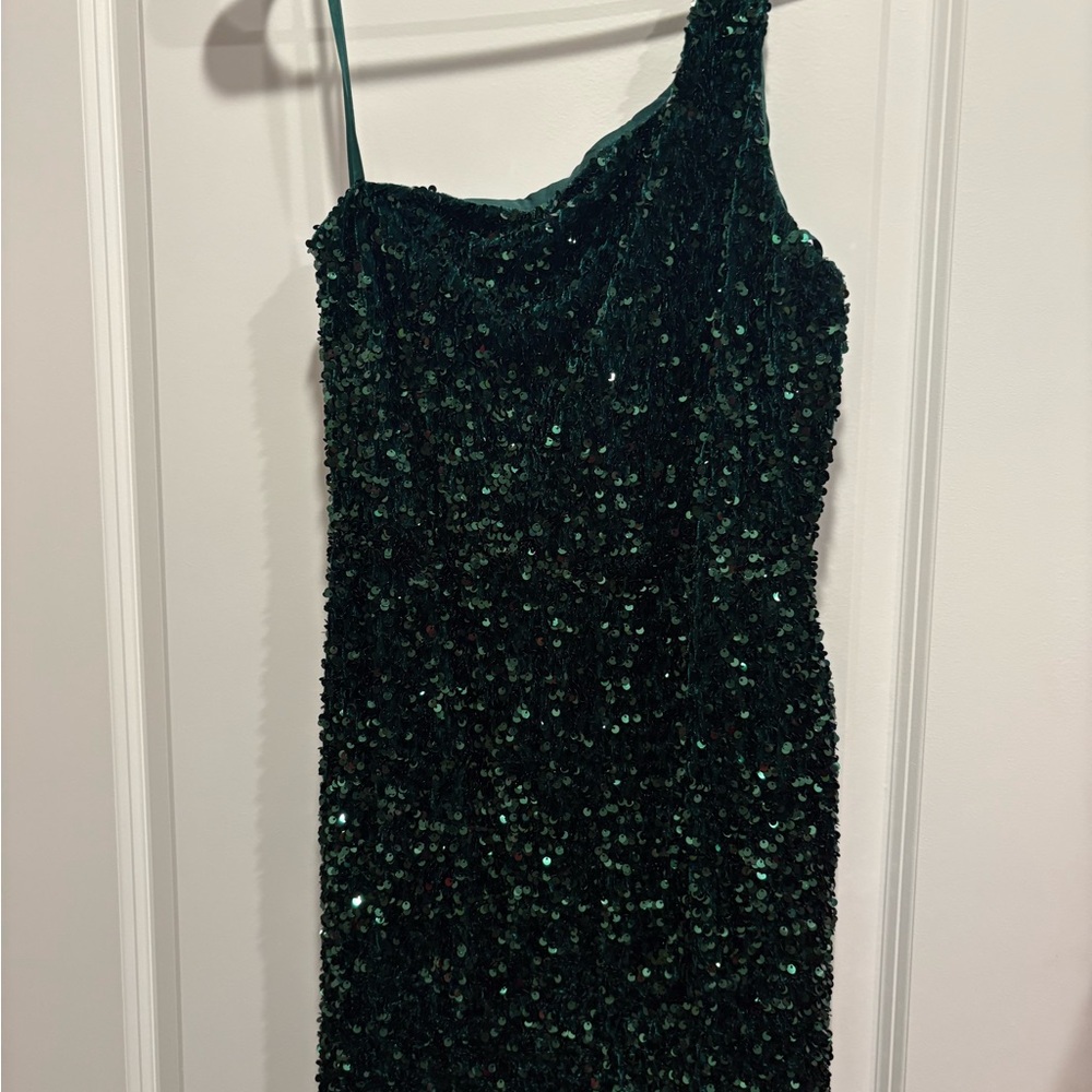 Green Sequin One-Shoulder Dress